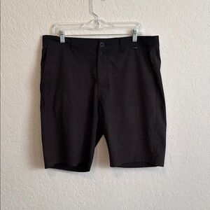 Travis Mathew black strip shorts